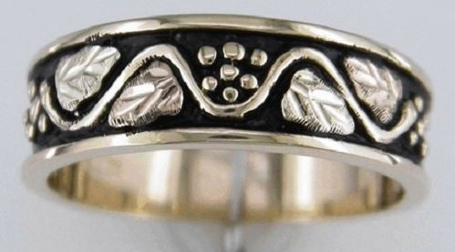 Black Hills Gold Ladies Antiqued Vine Wedding Band